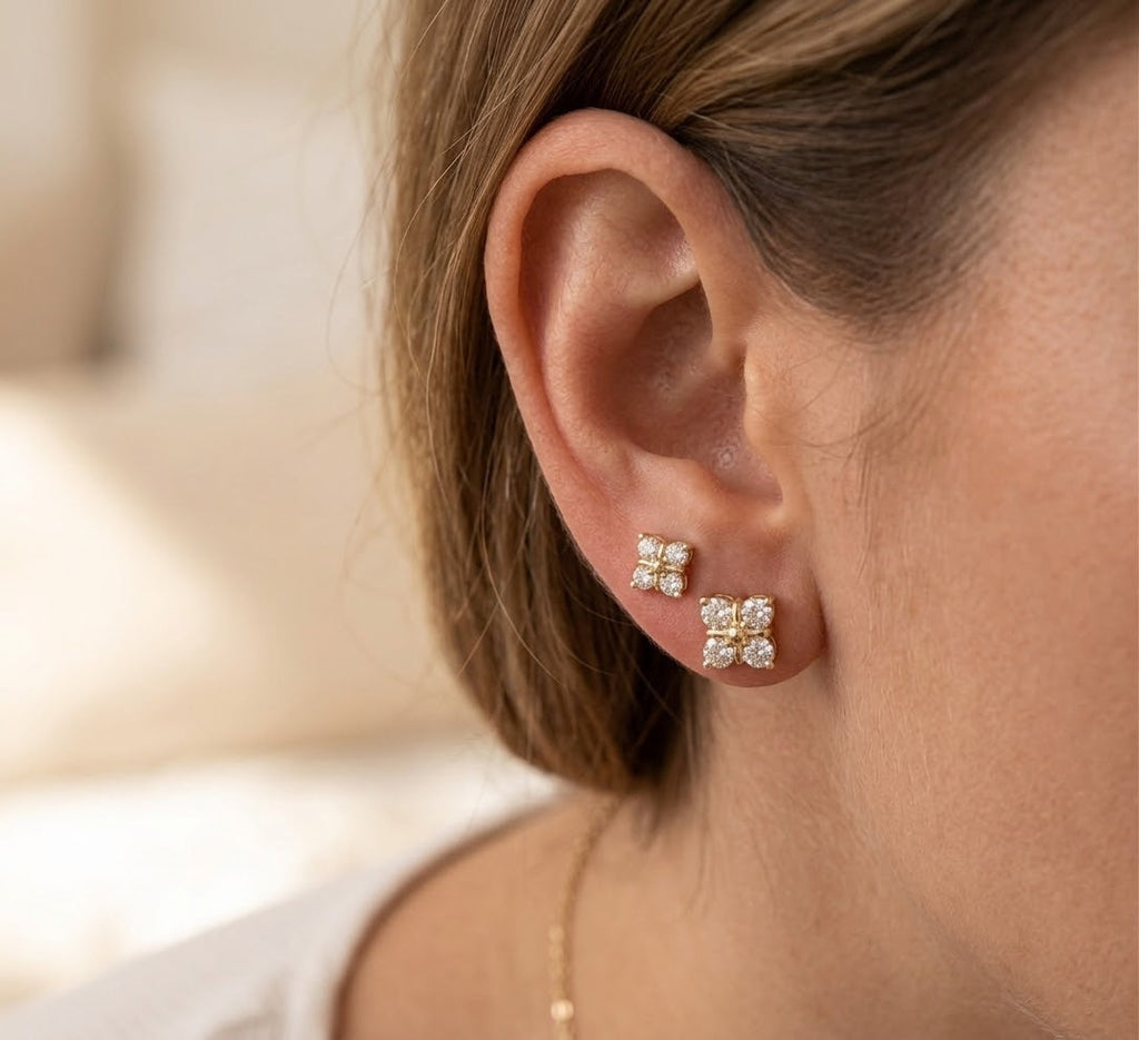 [Pair] 18K Yellow Gold Snowflake Four-Leaf Clover Stud Earrings, 0.80ctw