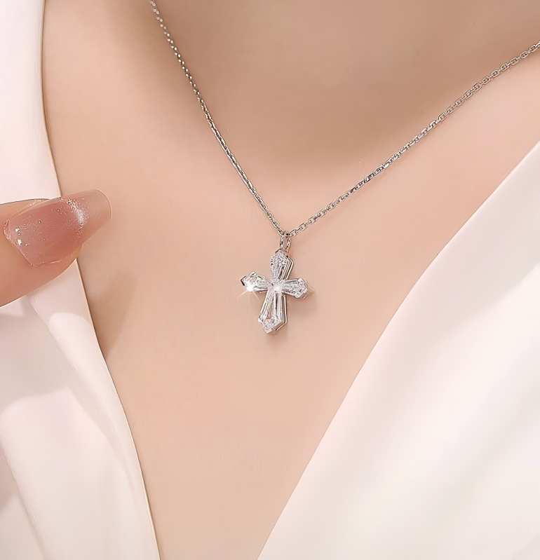 18K White Gold Kite-Cut Cross Necklace, 1.00ctw