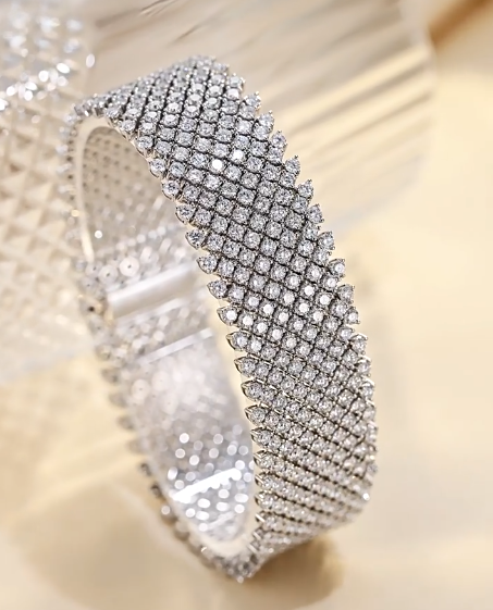 18K White Gold Diamond Lattice Luxury Bracelet, 16.50ctw