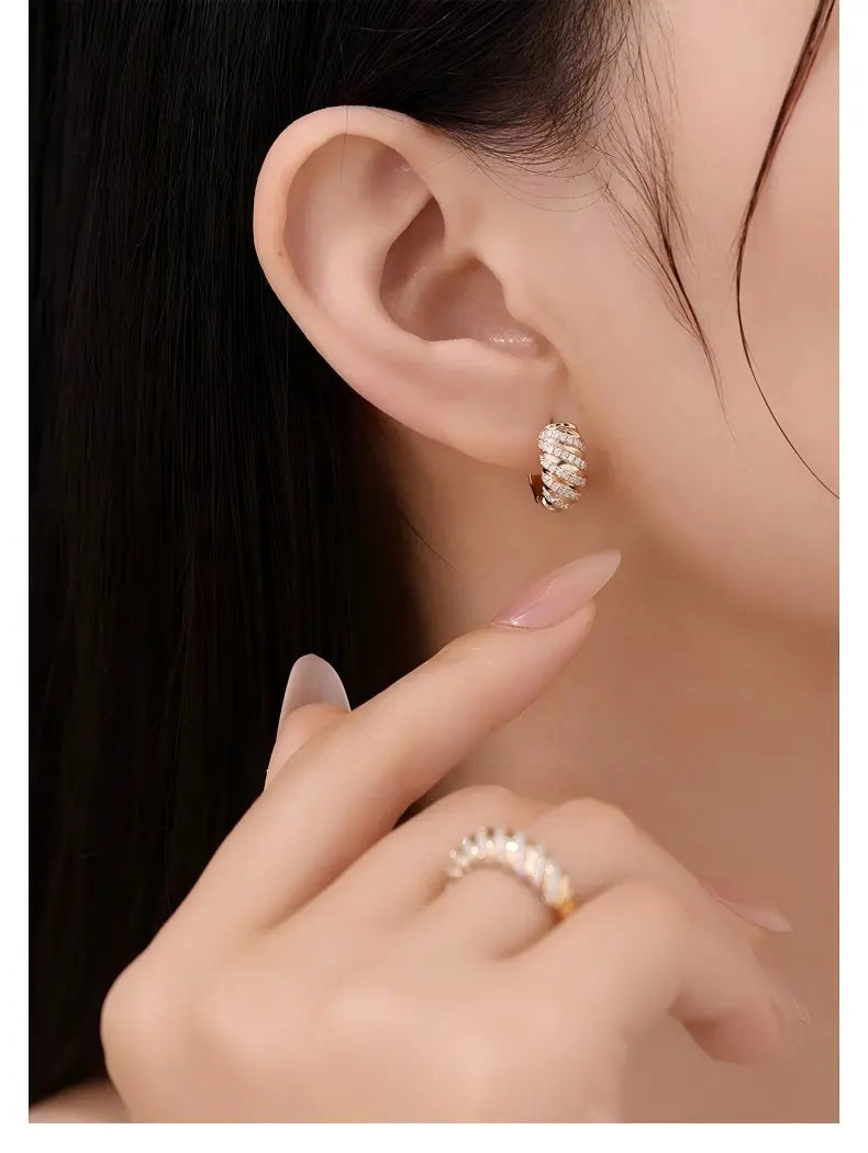 18K Yellow Gold Donut Two-Tone Diamond Ring, 0.60ctw