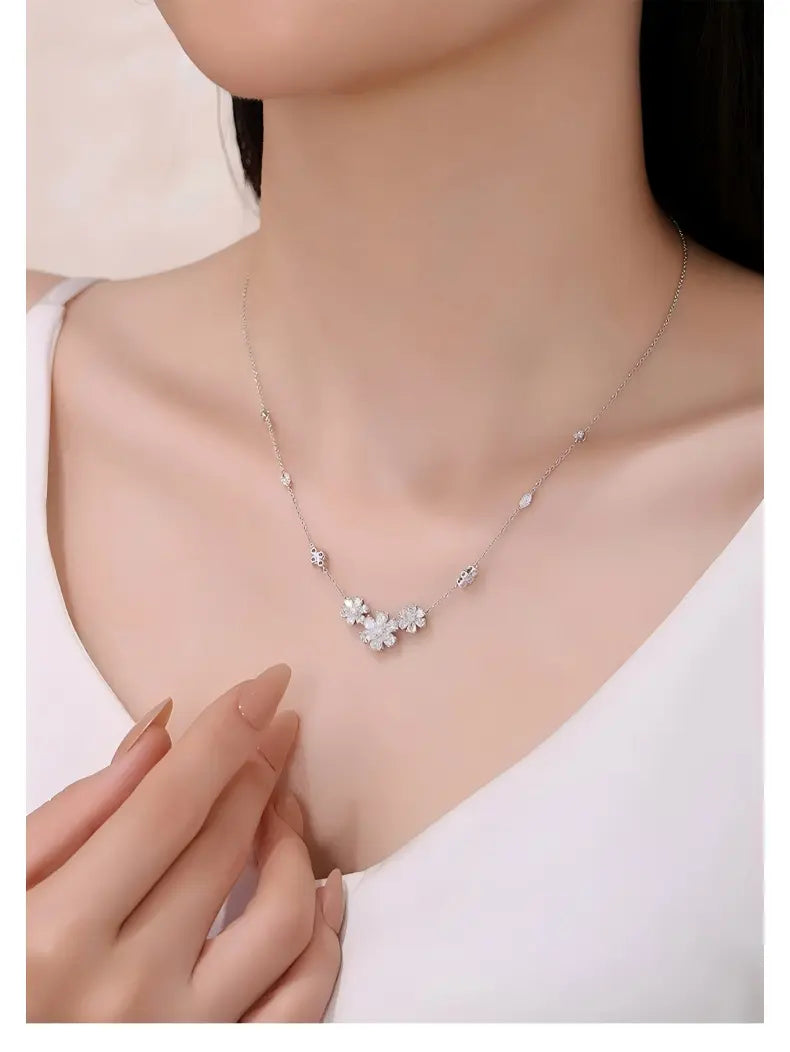 PT950 Platinum Forget-Me-Not Daisy Necklace, 2.00ctw