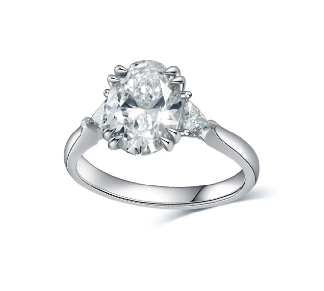 PT950 Platinum Oval Three-Stone Edge Ring, 2.00 ct center stone