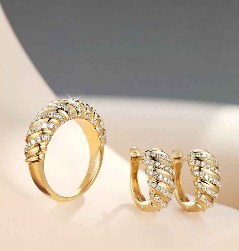 18K Yellow Gold Donut Two-Tone Diamond Ring, 0.60ctw