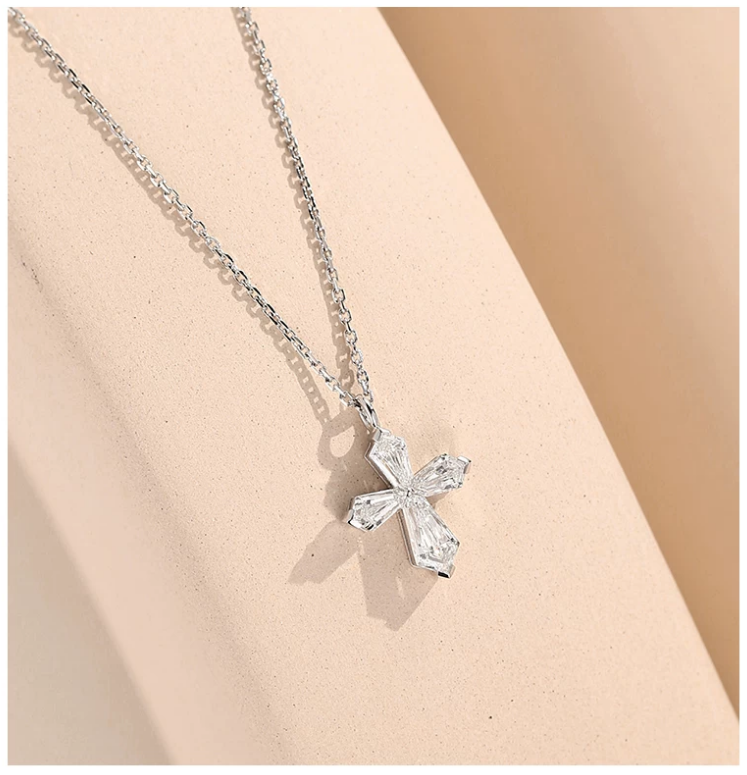 18K White Gold Kite-Cut Cross Necklace, 1.00ctw