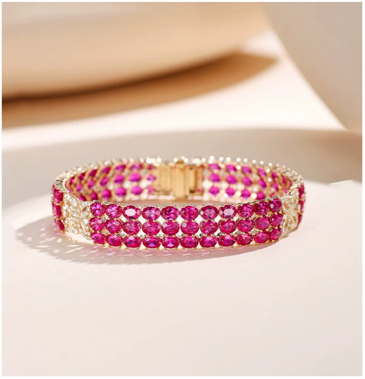 18K Yellow Gold Four-Leaf Clover Ruby Bracelet, approx. 23 g total weight