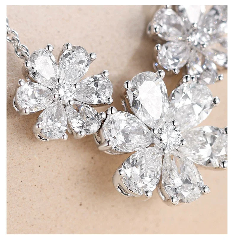 PT950 Platinum Forget-Me-Not Daisy Necklace, 2.00ctw